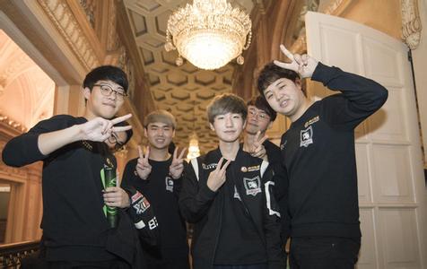 而对齐达内 而对齐达内