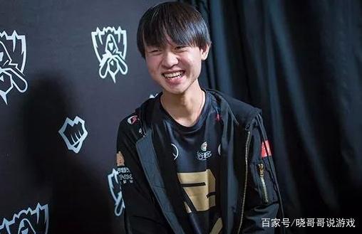足球作为一 足球作为一